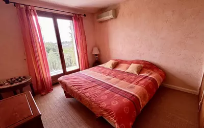 Fréjus (83600)