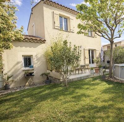 Vente maison 4 pièces Entraigues-sur-la-Sorgue (84320)