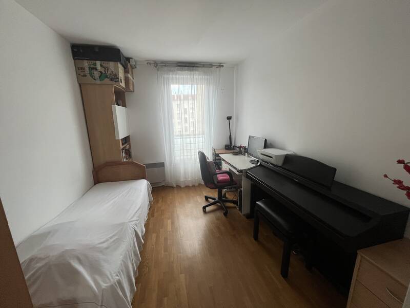 Issy-Les-Moulineaux