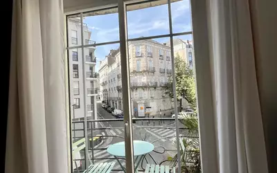 Nantes (44000)