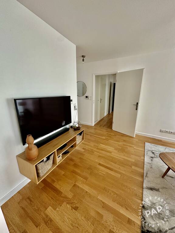 Location meublée appartement 3 pièces 54 m² Puteaux (92800) photo 3