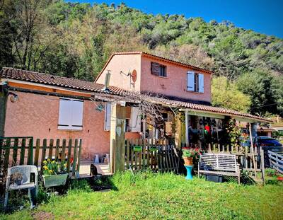 Vente maison 5 pièces Tourrette-Levens (06690)