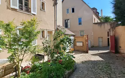 Chartres (28000)