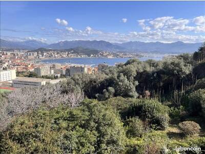 Location appartement 2 pièces Ajaccio (2A)