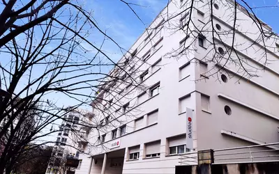 Courbevoie (92400)