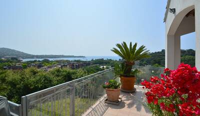 Vente maison 8 pièces Saint-Raphaël (83)