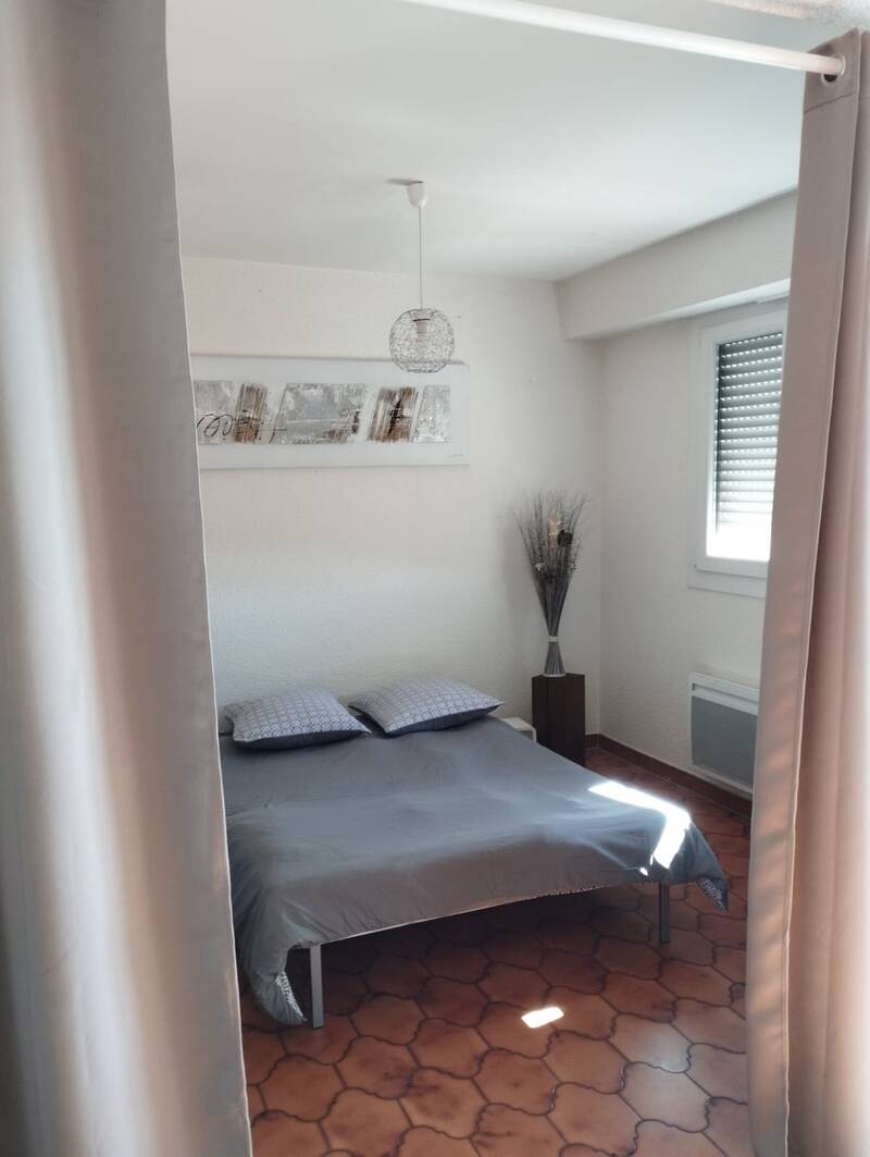 Fréjus (83600)