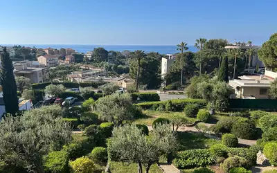 Roquebrune-Cap-Martin (06190)
