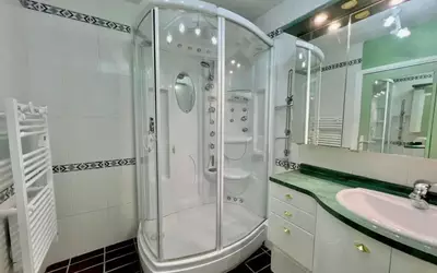 Paris 17E (75017)