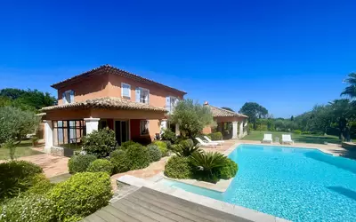 Grimaud (83310)