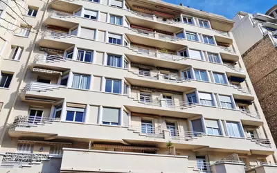 Toulon (83000)