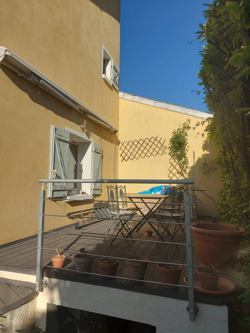 Oullins (69600)
