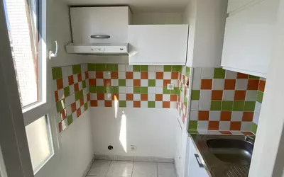 + Place De Parking + Cave, Paris 12E (75012)