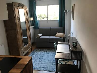 Location appartement studio Paris 20e
