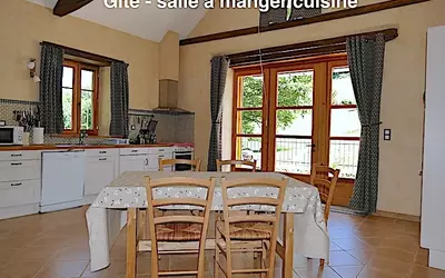 Salmiech (12120)