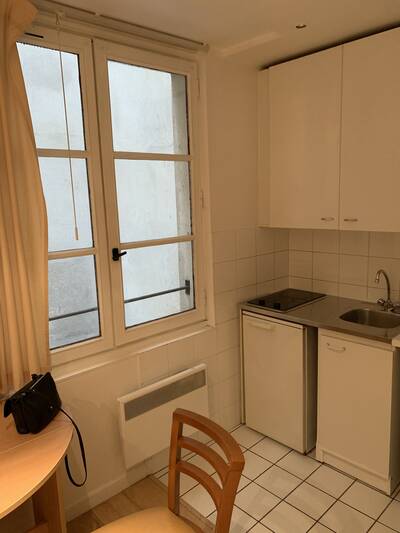 Location appartement studio Paris 6e
