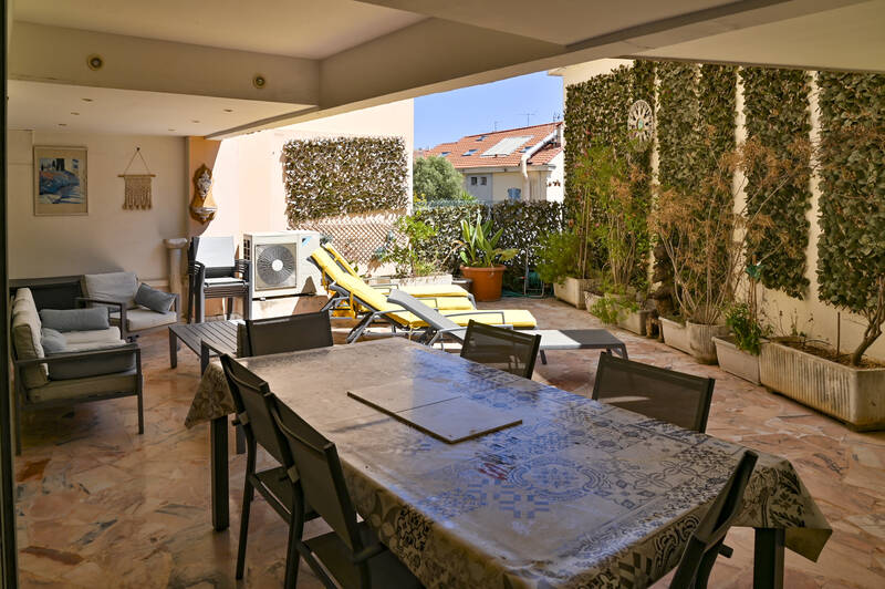 Cannes (06150)