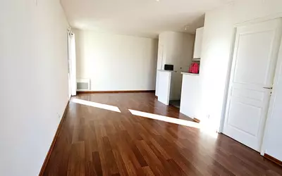 Nantes (44000)