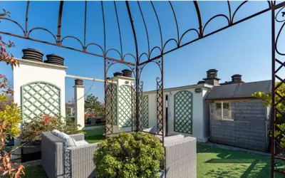Versailles (78000) + Terrasse 87M2
