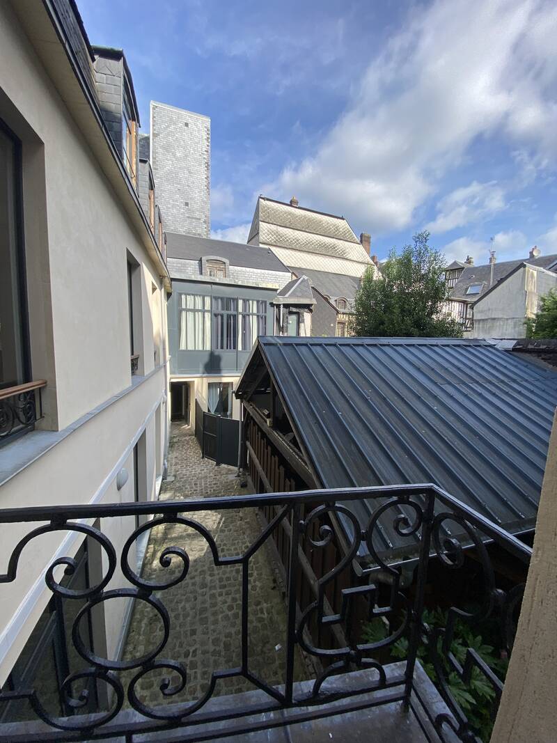 Rouen (76000)