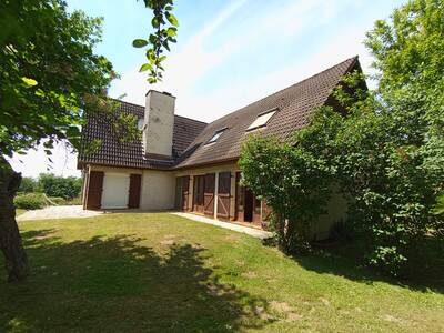 Vente maison 8 pièces Saint-Maurice-Colombier (25260)