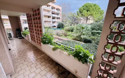 Toulon (83000)