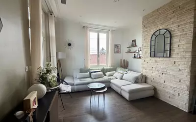Nîmes (30000)