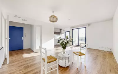 Magnifique Appartement Traversant Avec Balcon-15 Min De Bordeaux-