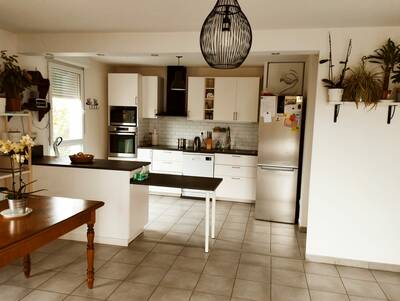 Location appartement studio Décines-Charpieu (69150)