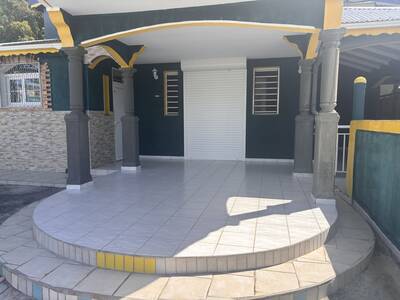 Location maison 3 pièces Baie-Mahault (97122)