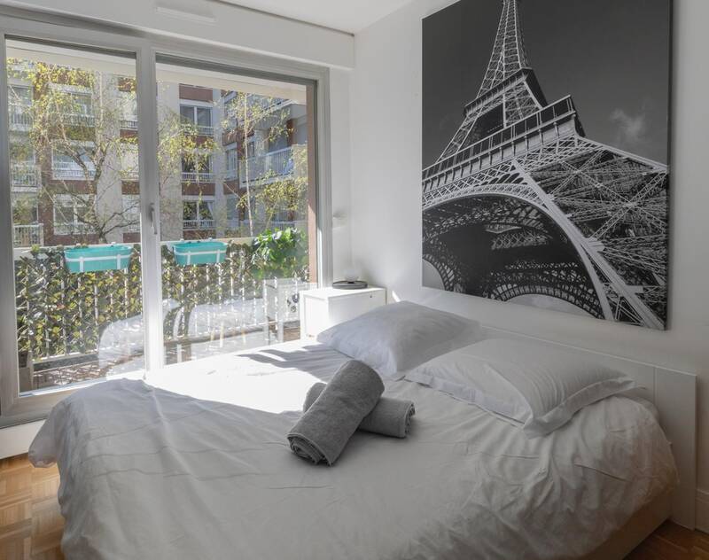 Paris 9E