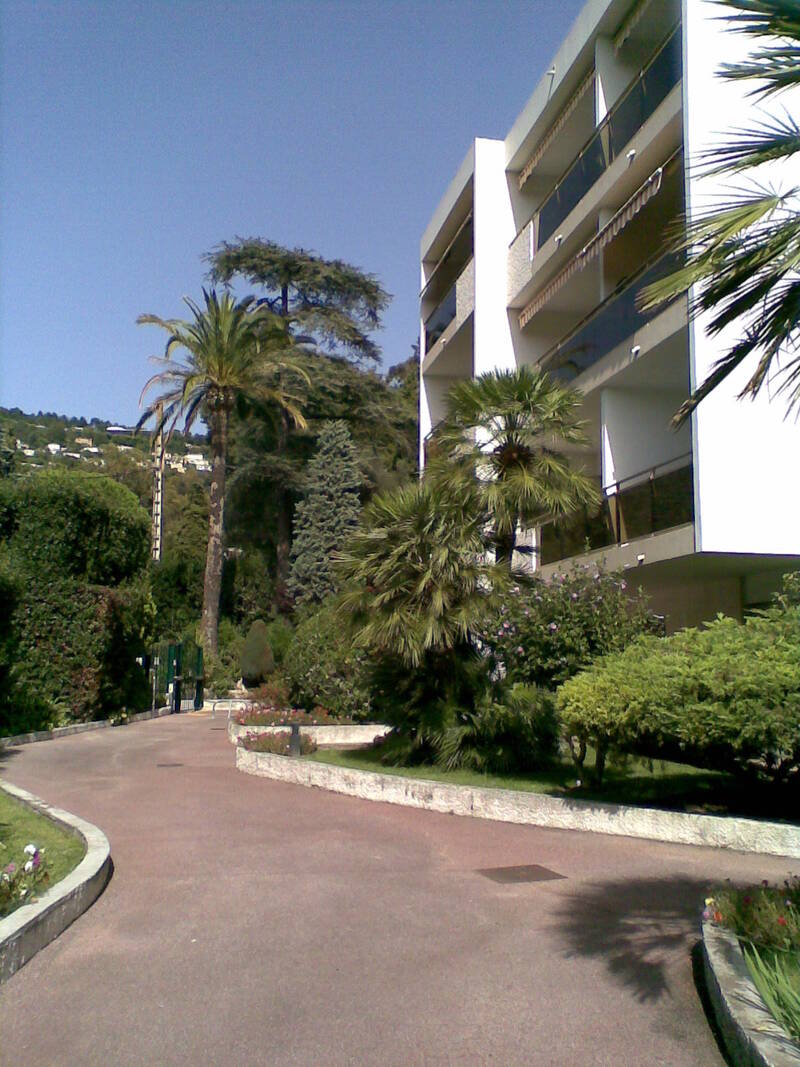 Cannes (06400)-  Belle Terrasse-