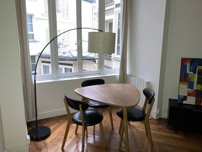 Location appartement 2 pièces Paris 18e