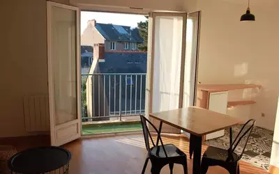 Nantes (44000)