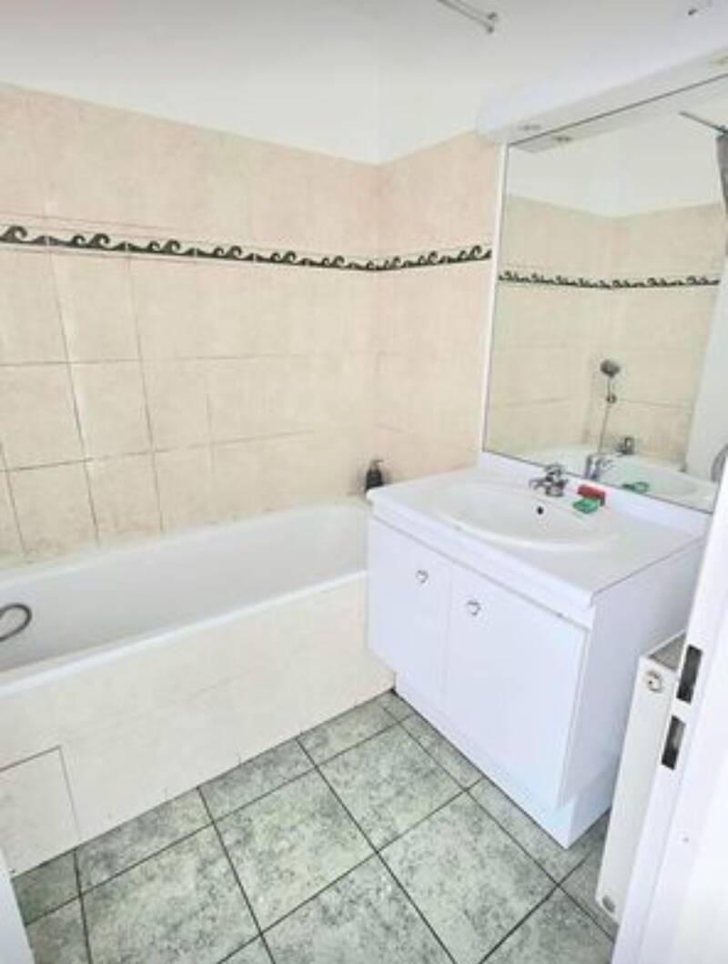 Chelles (77500)