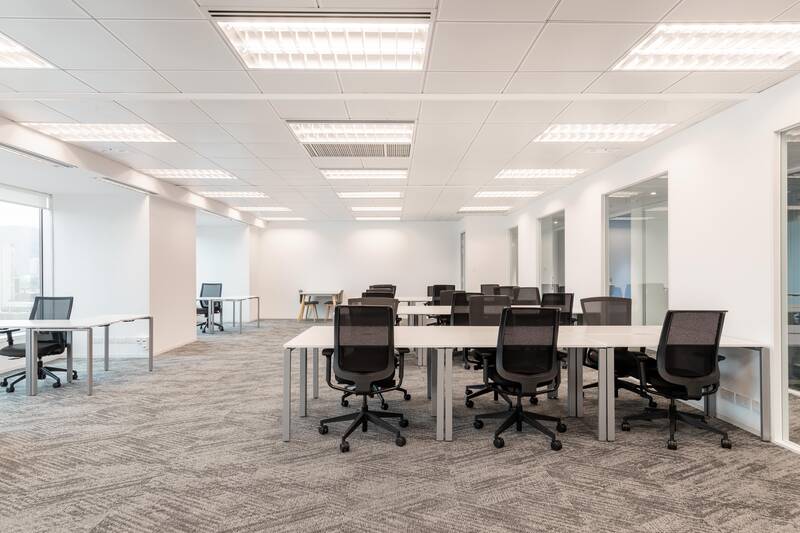 Bureaux, local professionnel Bobigny - 100&nbsp;m² - 3.178&nbsp;&euro;