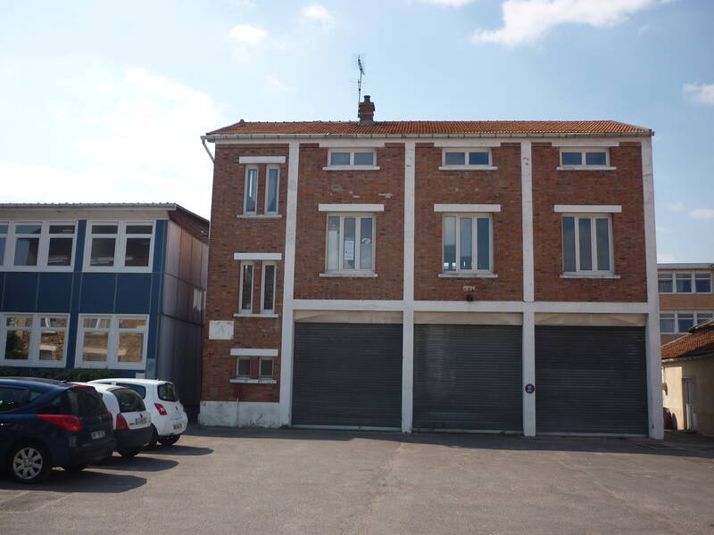 Local d'activité Champigny-Sur-Marne - 97&nbsp;m² - 1.495&nbsp;&euro;