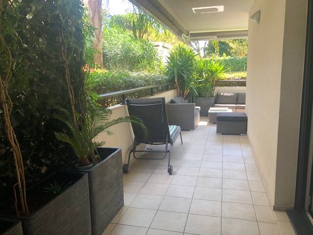 Cannes (06400)