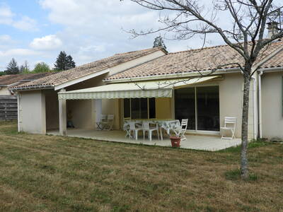 Vente maison 5 pièces Saint-Martial-de-Valette (24300)