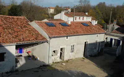 Asnières-La-Giraud (17400)
