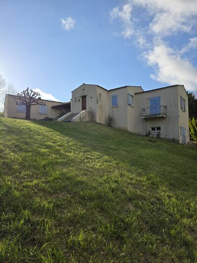 Vente maison 5 pièces Fontcouverte (17100)
