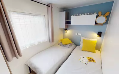 Fréjus (83600)
