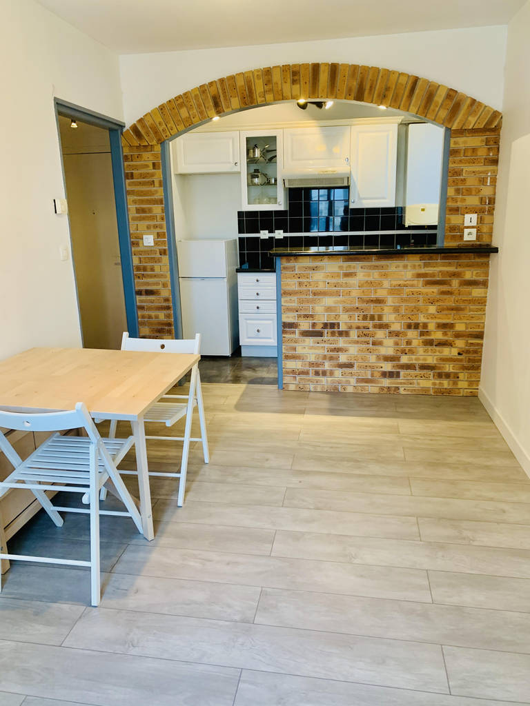 Bois-Colombes (92270)