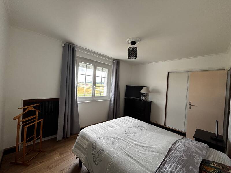 Loury (45470)