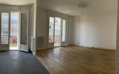 Tours (37000)