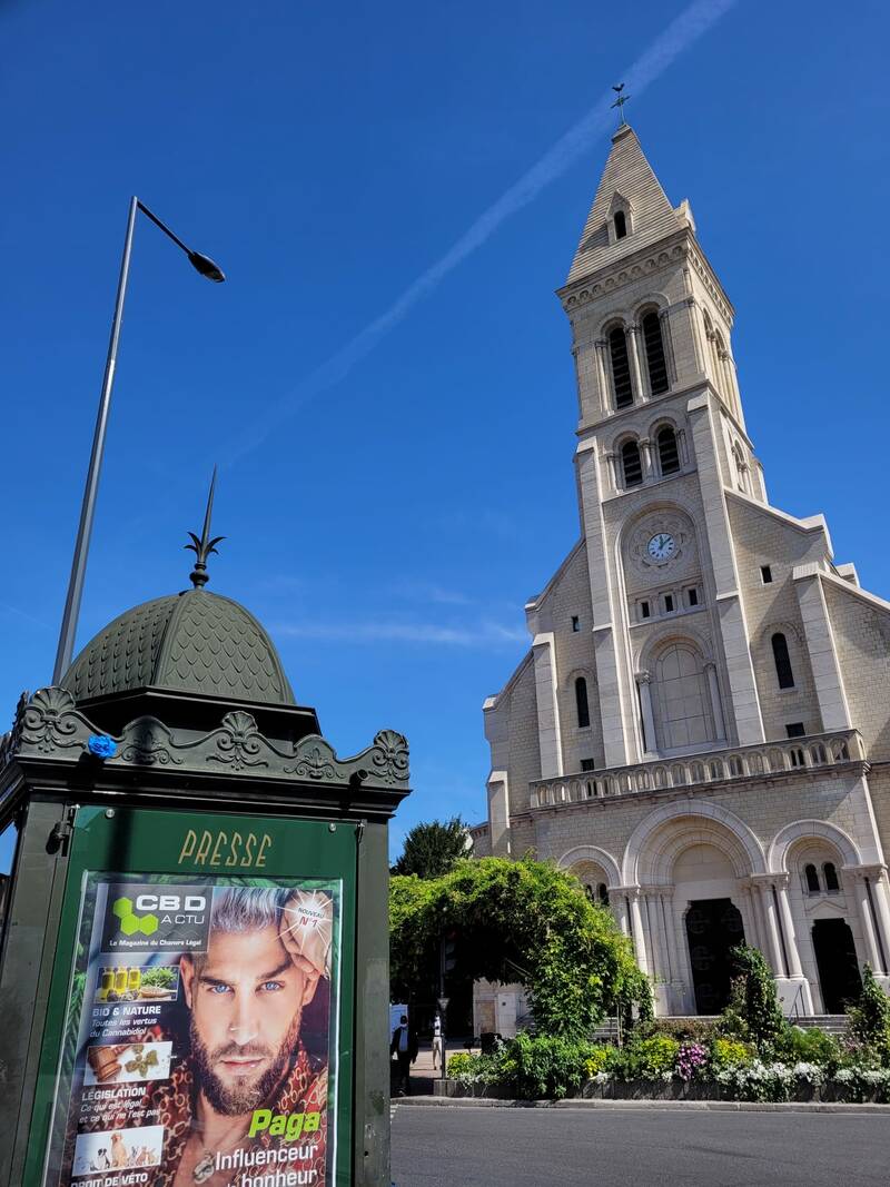Saint-Ouen-Sur-Seine (93400)