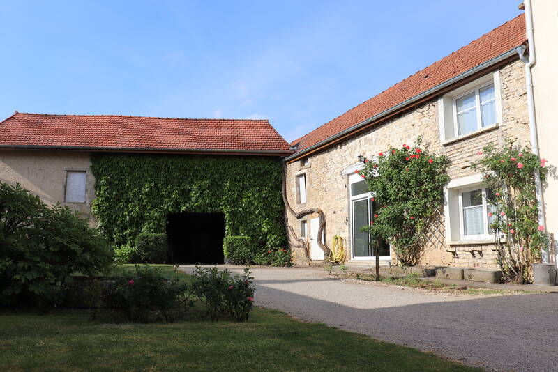 Fussey (21700)