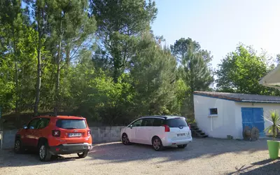 Salles (33770)