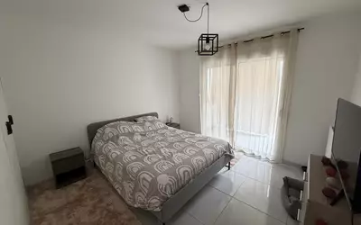 Fréjus (83600)