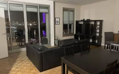 Rouen (76000)